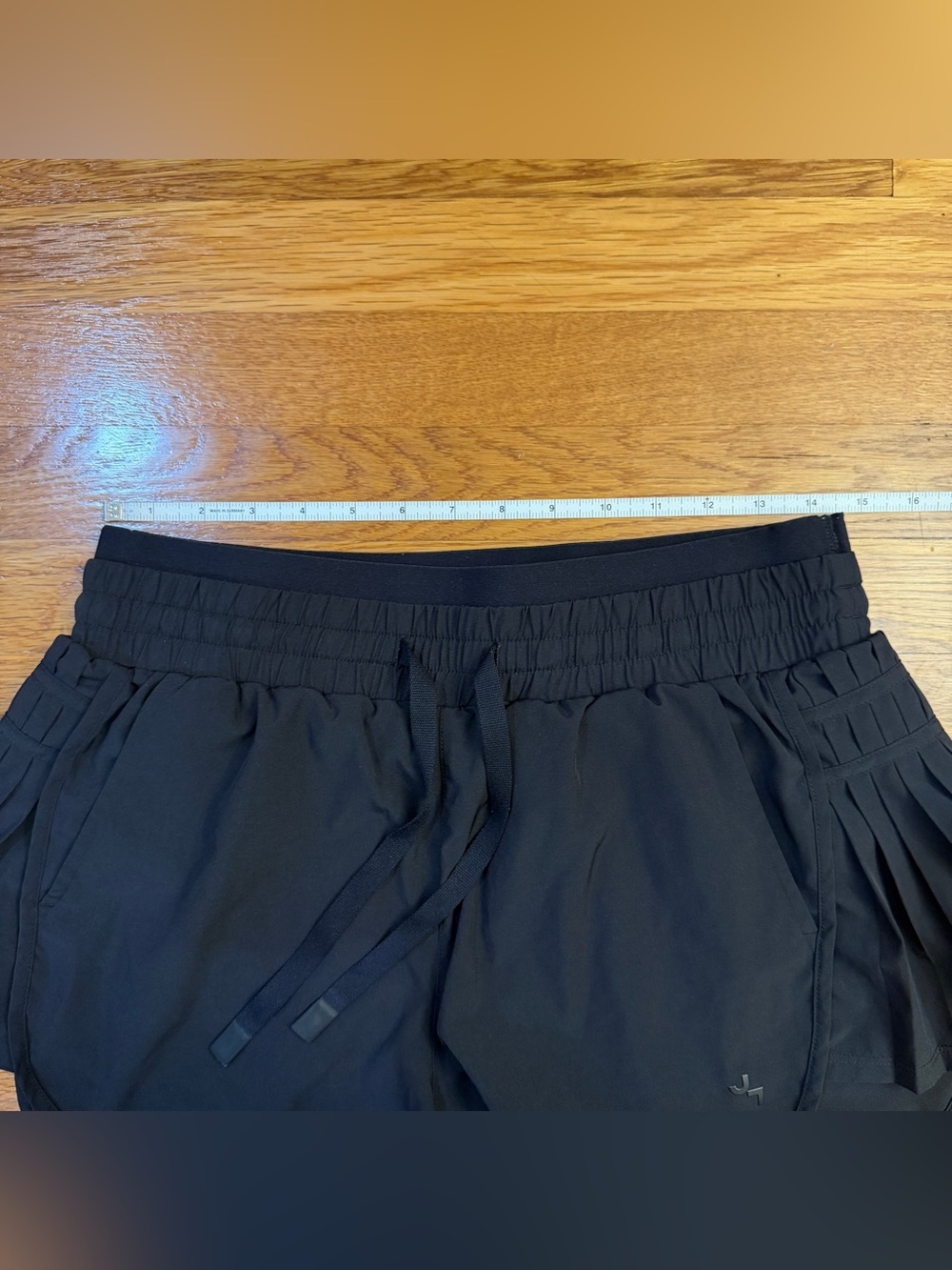 JoyLab Black High Waisted Shorts Pleated Sides and Pockets - Size Medium - Picture 3 of 6